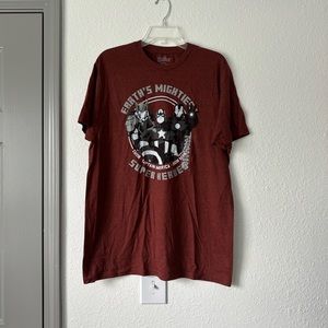 Avengers T Shirt - L